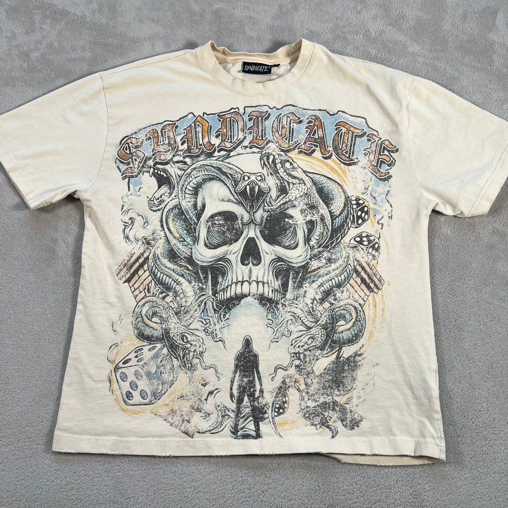 Syndicate T-Shirt Mens Large Beige Graphic Skull Snake Streetwear Distressed Y2K